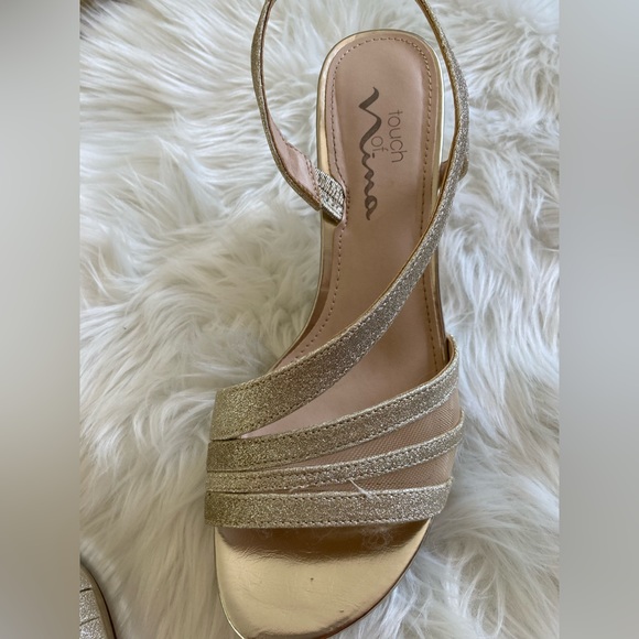 -👚(bundle 4 items w/👚for $16) Sandals by Touch of Nina - Picture 3 of 8